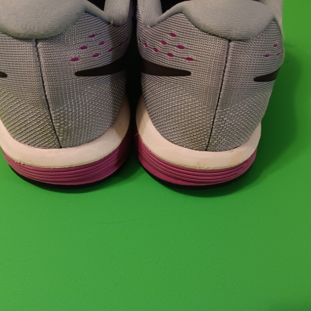 2015 Nike Zoom Vomero 11 Running Shoes (818100-405) Preowned Women's Size 8 - Picture 11 of 12